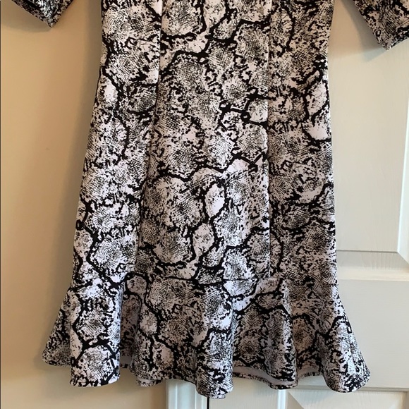 Express Black and White Python Print Ruffle Dress - Picture 3 of 7